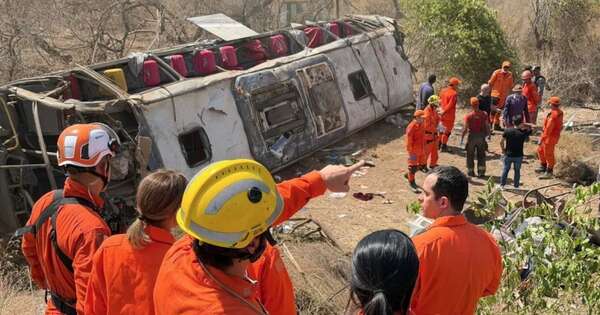 La Nación / Accidente de bus en el noreste de Brasil registra 15 fallecidos