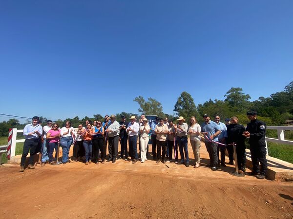 Un puente que un sueños: Gobierno regional inaugura obra histórica en Capitán mIranda