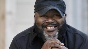 El escritor S.A. Cosby: "Trump ha dejado desfasadas muchas historias de novela negra"