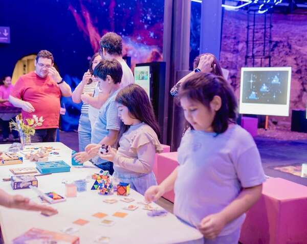 Día de las Mujeres Científicas: MuCi ofrece acceso gratuito a sus espacios  - Nacionales - ABC Color