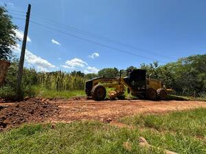 Municipalidad de Cambyretá intensifica trabajos de mantenimiento vial en San Blas Independencia
