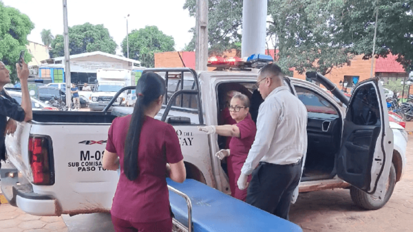 Madre dio a luz a bordo de una patrullera camino al hospital en Lima - Noticiero Paraguay