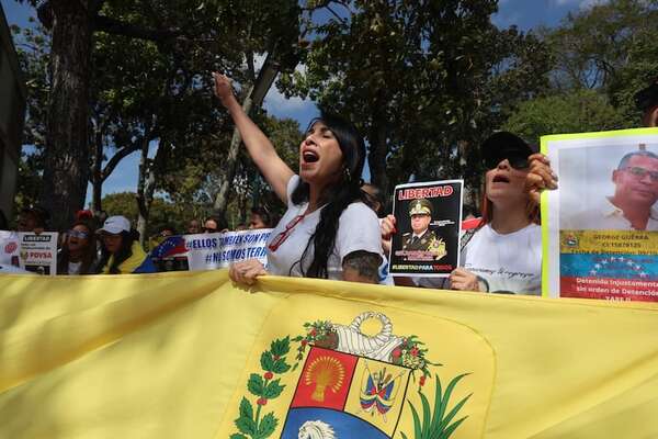 Manifestantes en Venezuela exigen una amnistía de “amplio alcance” para presos políticos - Mundo - ABC Color