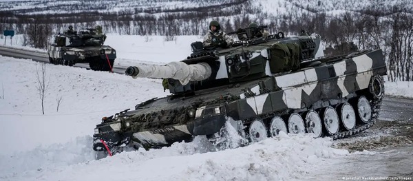 La OTAN pone en marcha sus planes para misión en el Ártico - ADN Digital