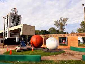 La UNA paraliza clases y trámites en rechazo al avance de la reforma de la Caja Fiscal