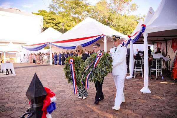 Con acto oficial y homenaje a pioneros, Ciudad del Este conmemoró sus 69 años de historia - ABC en el Este - ABC Color