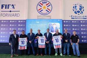 APF capacita a clubes en mantenimiento de canchas