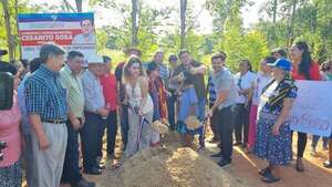 Yataity: denuncian que precandidata usa actos oficiales para hacer proselitismo   - Nacionales - ABC Color