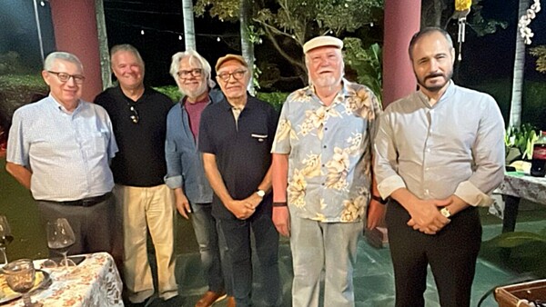 Encuentro literario en Villa Veraniega