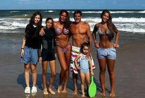 ¡Ingrid Poka llegó a los 47 más radiante que nunca! - Gente - ABC Color