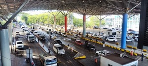 ¿Cuánto se puede traer sin pagar impuestos? Intensifican controles y recuerdan los límites de compra para viajeros - La Tribuna