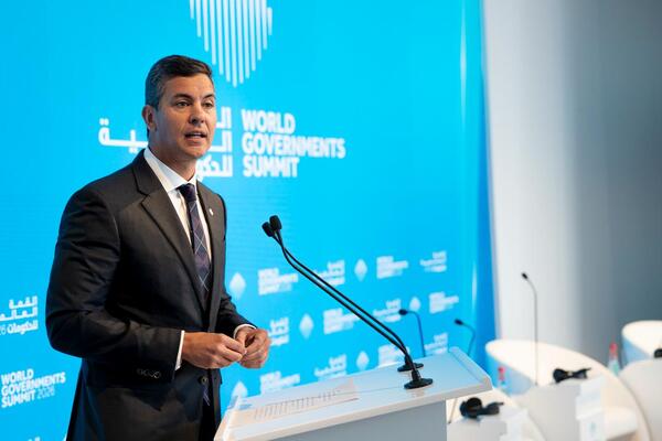 Peña recibe premio internacional que reconoce a Paraguay como el gobierno más reformista del mundo