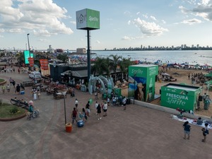 Sprite suma “ReciJump”: una experiencia interactiva que combina frescura, música y reciclaje