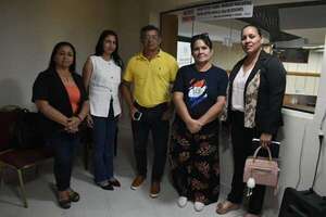 El muro del silencio: la Comisión Permanente da la espalda a las víctimas de la “mafia de los pagarés” - Nacionales - ABC Color