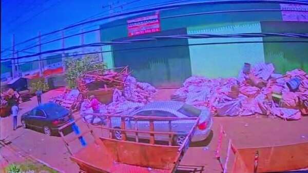 Video: tres detenidos tras asalto, persecución y balacera en Ciudad del Este - ABC en el Este - ABC Color