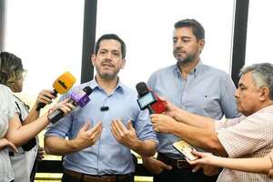 Gobierno y legisladores buscan “punto intermedio” en reforma de caja fiscal - Nacionales - ABC Color