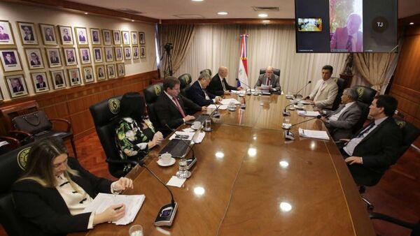 Masiva renuncia de magistrados ante inminente cambio de ley de jubilaciones