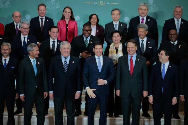 Paraguay se suma a una iniciativa  que prioriza a EE.UU. en el acceso a minerales críticos - Mundo - ABC Color