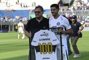 Mateo Gamarra alcanza el centenar de presentaciones con Olimpia - Olimpia - ABC Color