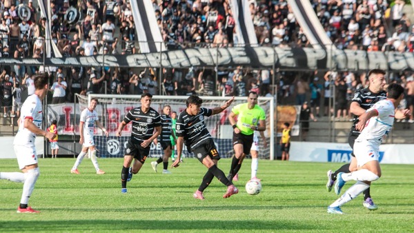 Apertura 2026: Nacional y Olimpia chocan en la cima