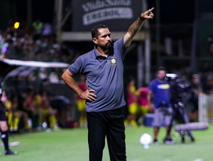 Gustavo Morínigo: "Cubas es el eje de la Albirroja"