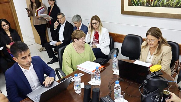 Caja Fiscal: Gobierno cede a presión y prepara un proyecto “intermedio”