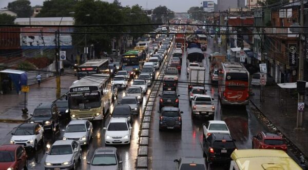 Tren eléctrico de cercanías: alianza con capital emiratí promete 20.000 empleos y reconfigura el área metropolitana