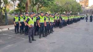 Caja fiscal: fuerte dispositivo policial se prepara para recibir a manifestantes - Nacionales - ABC Color