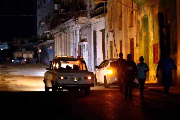 Cuba sufre un colapso parcial del sistema eléctrico y afecta a 3,4 millones de personas