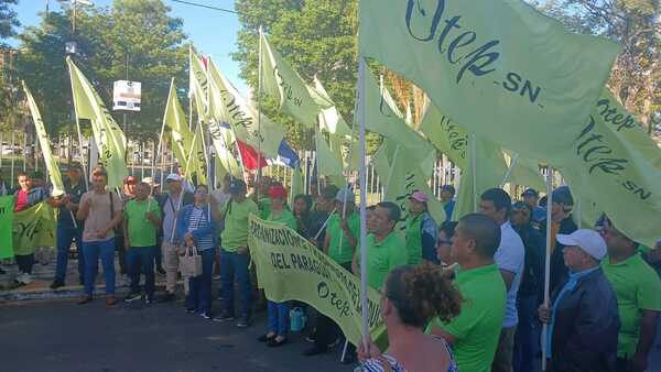 MOVILIZACIÓN DOCENTE RECHAZA SUPUESTO DÉFICIT DE LA CAJA FISCAL Y EXIGE TRANSPARENCIA