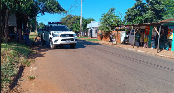 Menores de edad al mando de motocicleta protagonizan grave accidente y embisten a mujer adulta mayor