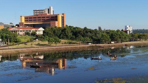 Yacyretá continúa con intenso trabajo de limpieza del Potiy