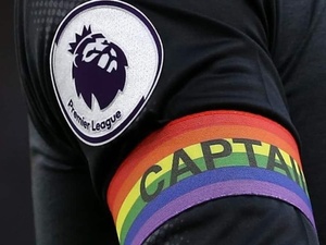 La Premier League modifica su campaña «With Pride» (Con orgullo) para evitar polémicas