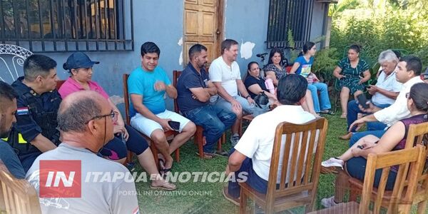 INTENDENTE DE HOHENAU SE REUNIÓ CON VECINOS DEL BARRIO OBRERO