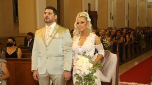 Lizarrella y Nenecho celebran sus bodas de seda