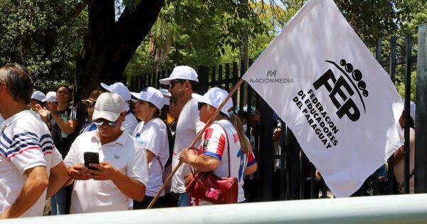 La Nación / Gremios docentes anuncian huelga el 23 de febrero por reforma de la Caja Fiscal