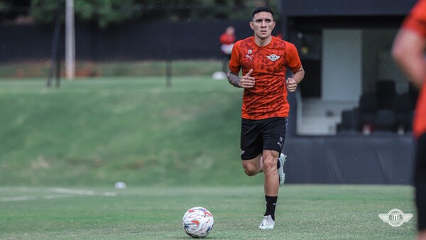 Hugo Fernández será baja por seis meses