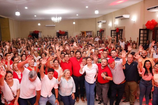 Movimiento Honor Colorado oficializa 18 candidaturas en el departamento de Paraguarí - ADN Digital