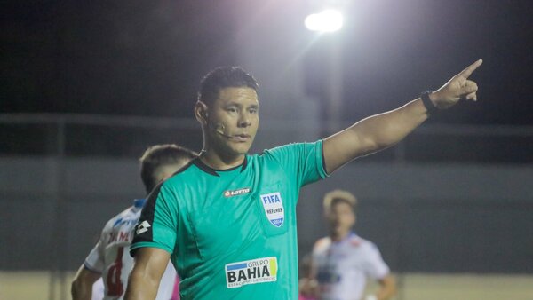 Árbitros para la cuarta fecha