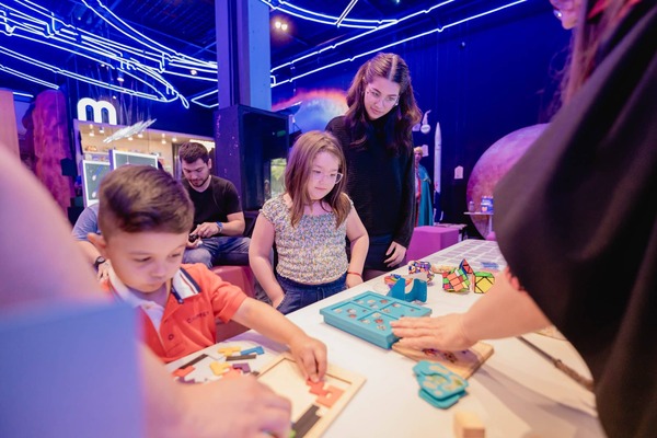 MuCi: Jornada gratuita para niñas y mujeres en ciencia