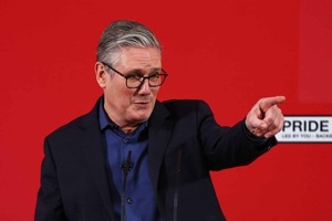 Starmer descarta dimitir tras escándalo con Mandelson