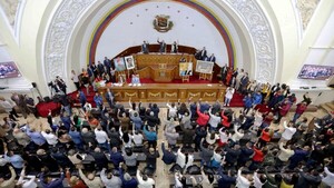 Chavismo pide perdón a presos políticos y da primer paso para dejar de perseguir