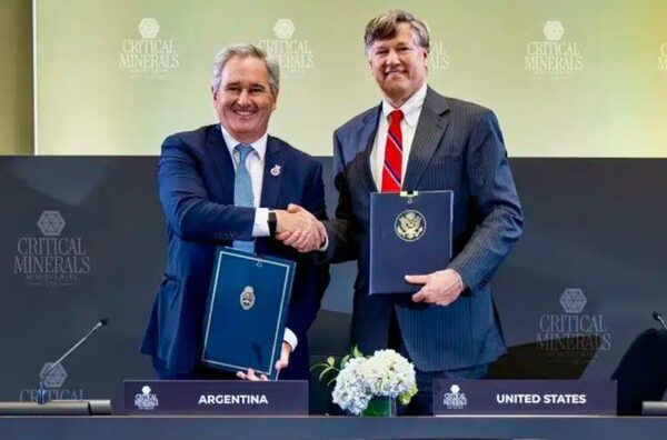Milei firma acuerdo sobre minerales críticos con EEUU