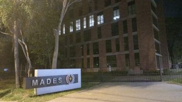 Popular / Principio de incendio no pasó a mayores en edificio del MADES