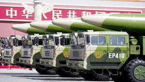 Estados Unidos acusa a China de "acumulación masiva" de armas nucleares