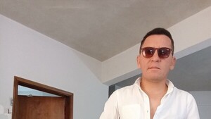 Denuncian que "Chaqueñito" habría ligado departamento económico del MUVH