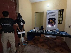 Allanan vivienda e incautan drogas en Anahí - San Lorenzo Hoy