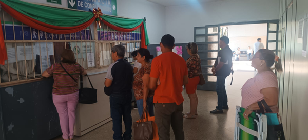 Atención médica mejora en el Hospital Regional del IPS, pero persiste la falta de medicamentos