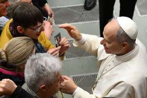 Papa León XIV alerta del auge de la “esclavitud cibernética” - Tecnología - ABC Color