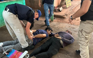 Dos detenidos y varias evidencias incautadas por crimen de empresario pakistaní - Noticiero Paraguay